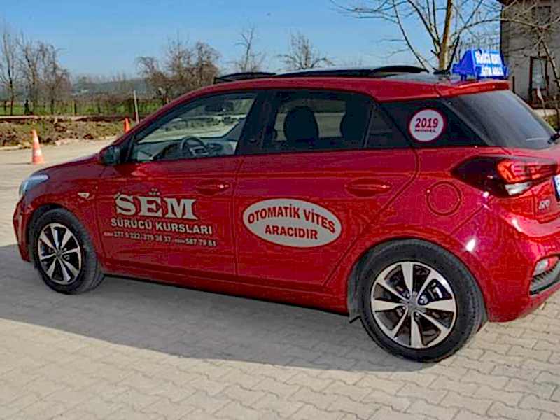 B Sınıfı Ehliyeti (Otomatik)